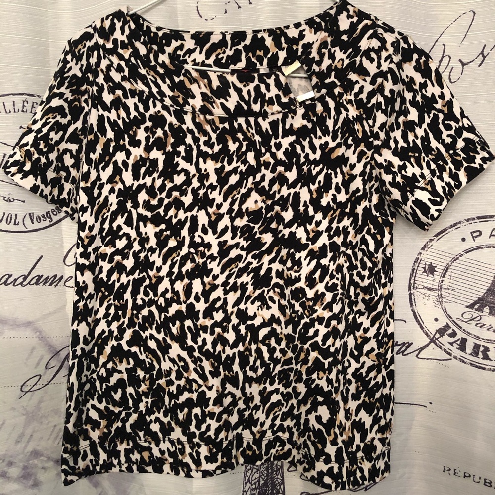 Women’s Animal Print blouse with metal buckle